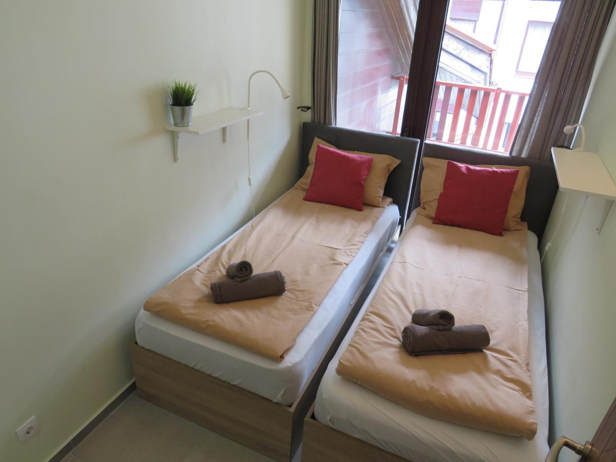 Flora Daisy Apartment Nr 28 波罗维茨 外观 照片